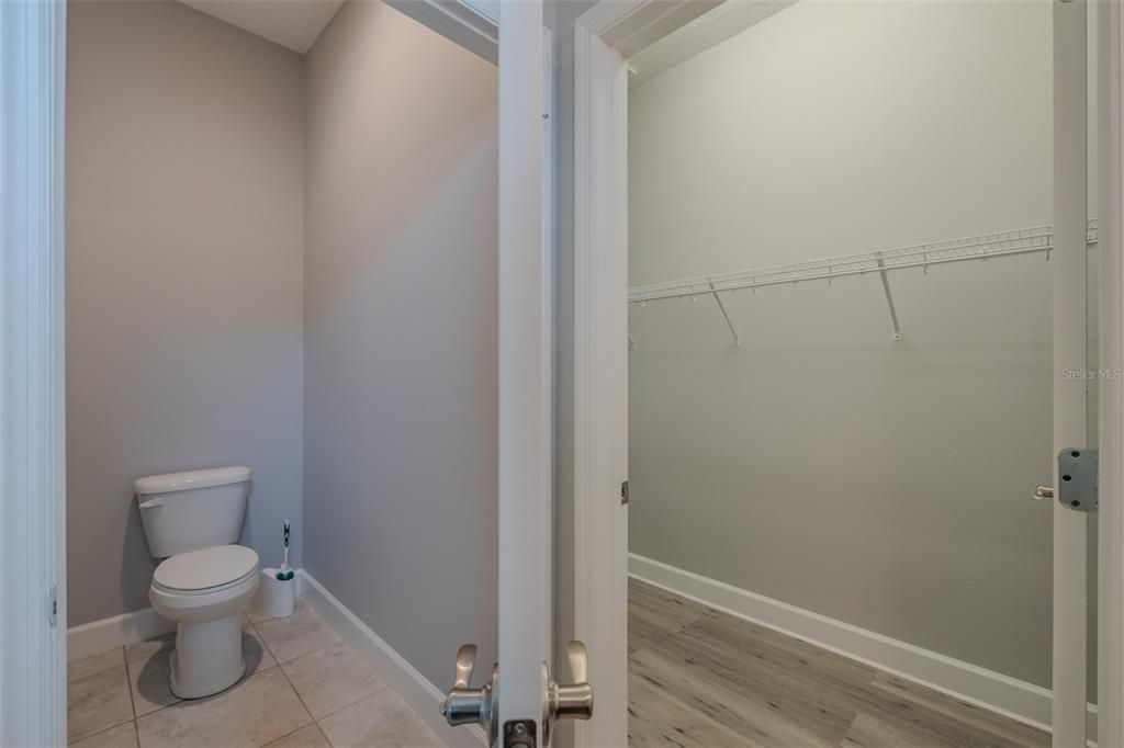 合同活跃: $325,000 (2 贝兹, 2 浴室, 1516 平方英尺)