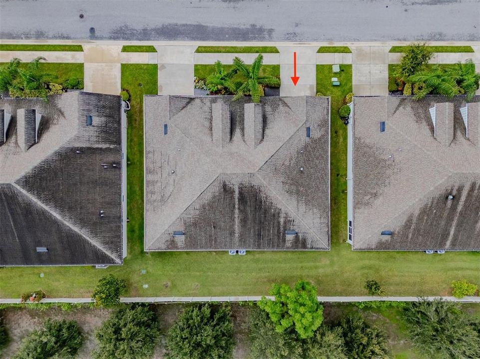 合同活跃: $325,000 (2 贝兹, 2 浴室, 1516 平方英尺)