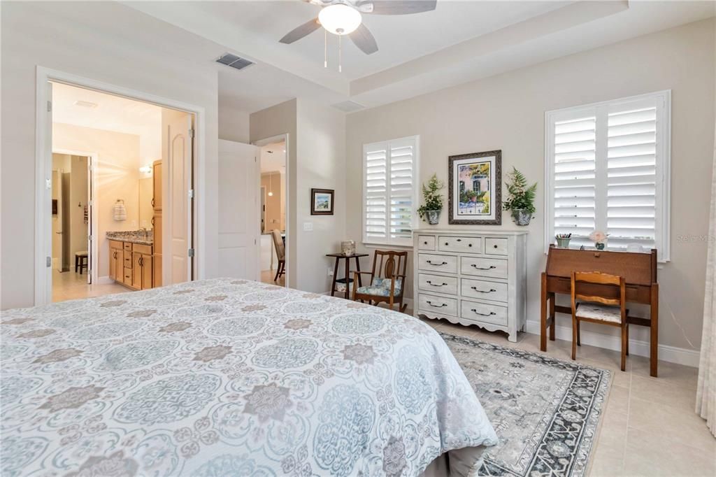 合同活跃: $499,900 (3 贝兹, 2 浴室, 1863 平方英尺)