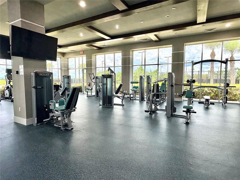 合同活跃: $499,900 (3 贝兹, 2 浴室, 1863 平方英尺)