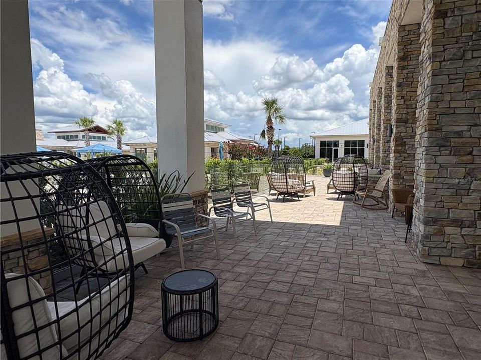 合同活跃: $499,900 (3 贝兹, 2 浴室, 1863 平方英尺)