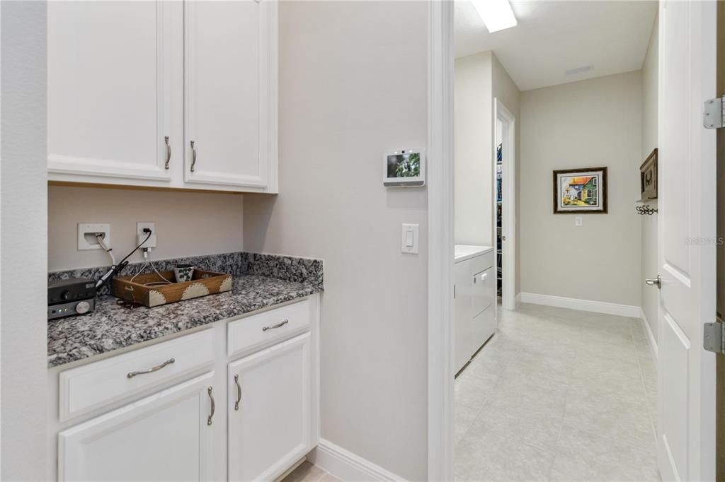 合同活跃: $499,900 (3 贝兹, 2 浴室, 1863 平方英尺)