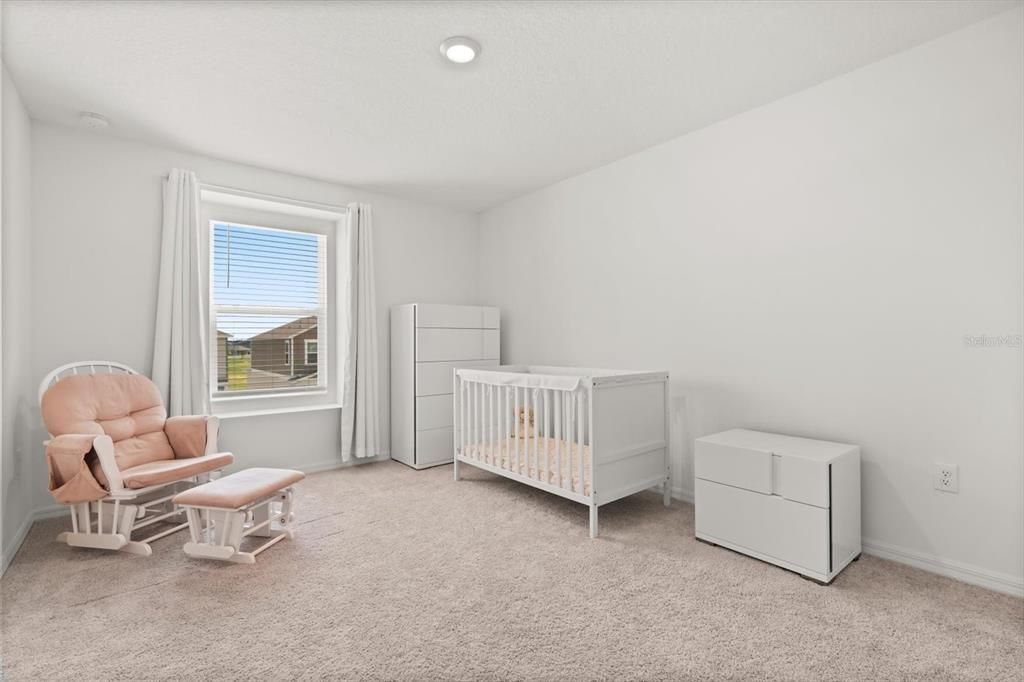 Active With Contract: $450,000 (5 beds, 3 baths, 3013 Square Feet)