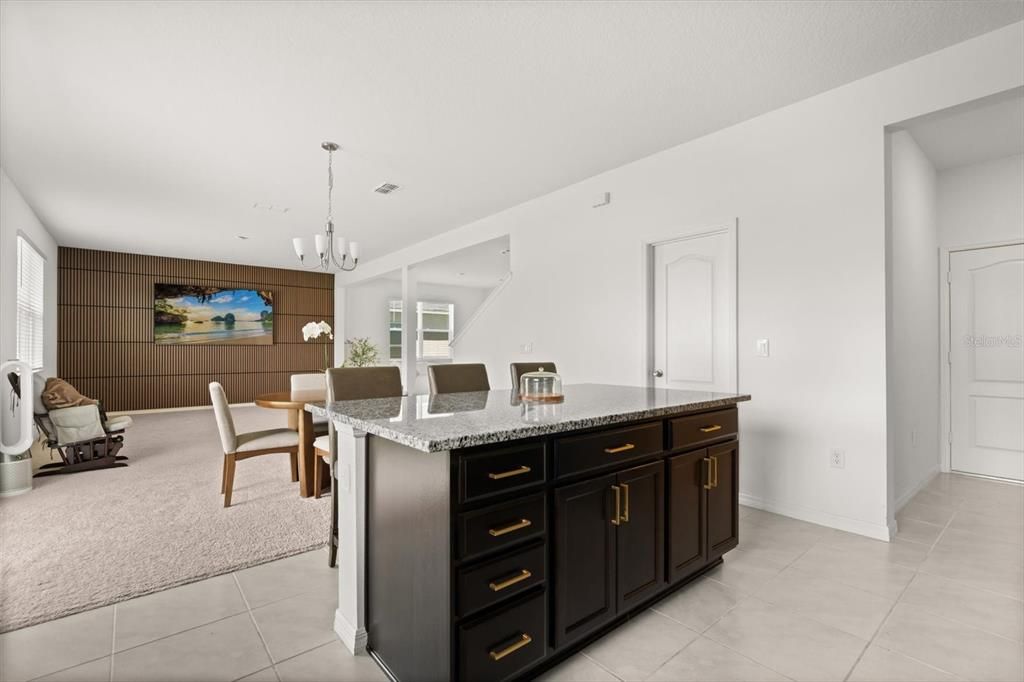 Active With Contract: $450,000 (5 beds, 3 baths, 3013 Square Feet)