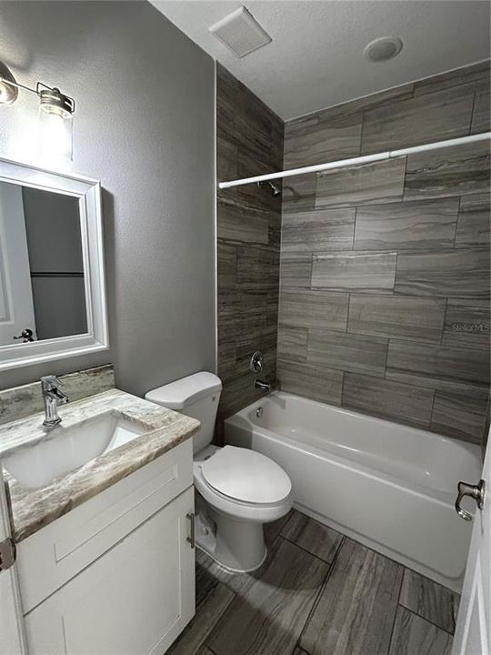 En Venta: $459,900 (6 camas, 4 baños, 2287 Pies cuadrados)