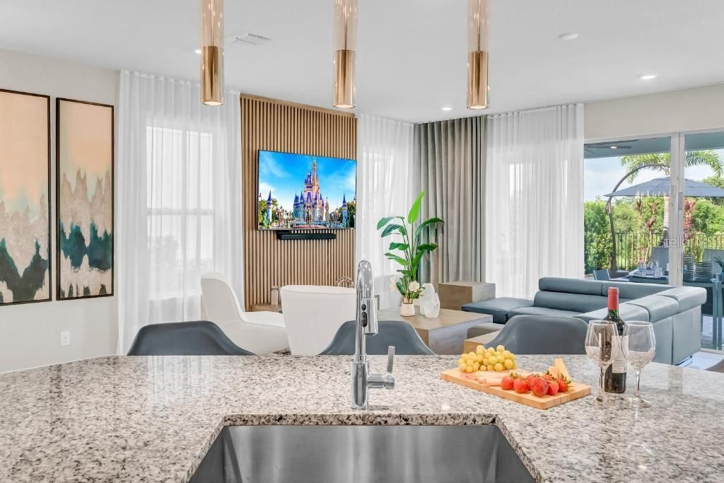 For Sale: $1,390,000 (6 beds, 5 baths, 3428 Square Feet)