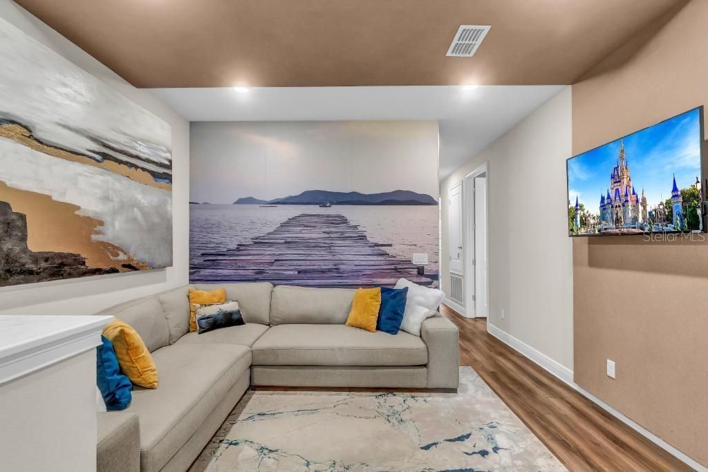 For Sale: $1,390,000 (6 beds, 5 baths, 3428 Square Feet)