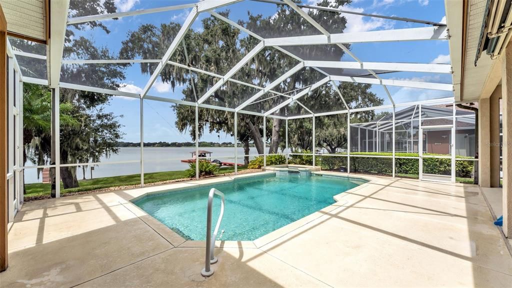 For Sale: $744,900 (3 beds, 3 baths, 2295 Square Feet)