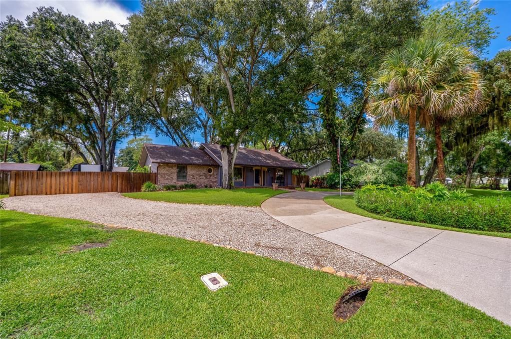 Activo con contrato: $330,000 (3 camas, 2 baños, 1692 Pies cuadrados)