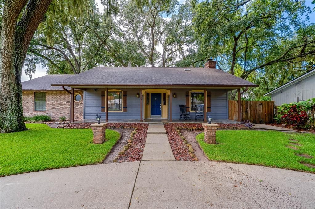 Activo con contrato: $330,000 (3 camas, 2 baños, 1692 Pies cuadrados)