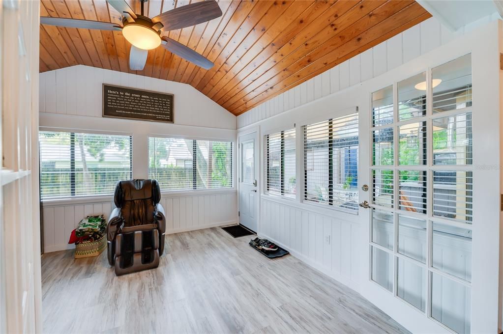 Activo con contrato: $330,000 (3 camas, 2 baños, 1692 Pies cuadrados)