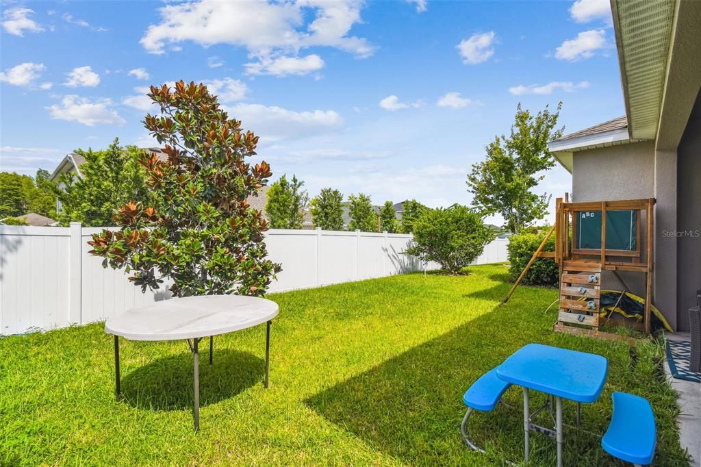 На продажу: $549,000 (3 спален, 2 ванн, 2105 Квадратных фут)