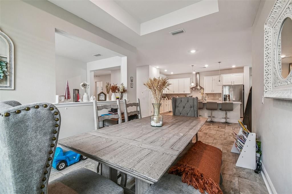 На продажу: $549,000 (3 спален, 2 ванн, 2105 Квадратных фут)