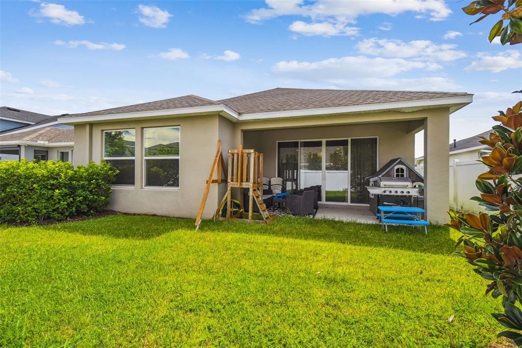 На продажу: $549,000 (3 спален, 2 ванн, 2105 Квадратных фут)