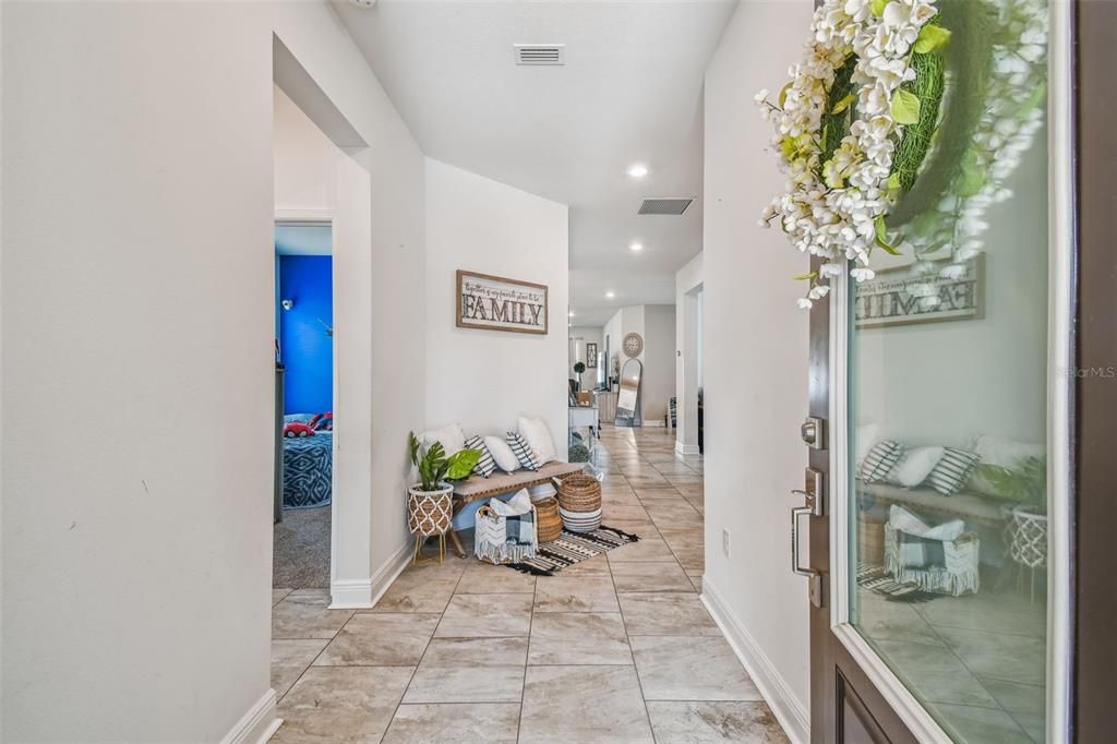 На продажу: $549,000 (3 спален, 2 ванн, 2105 Квадратных фут)