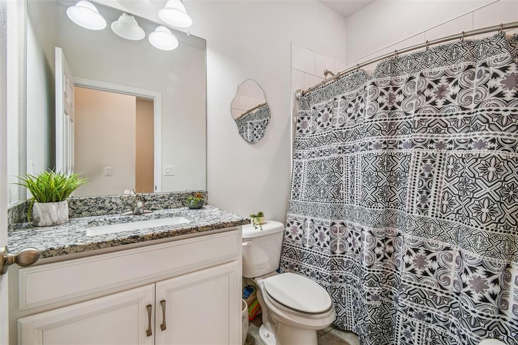 На продажу: $549,000 (3 спален, 2 ванн, 2105 Квадратных фут)