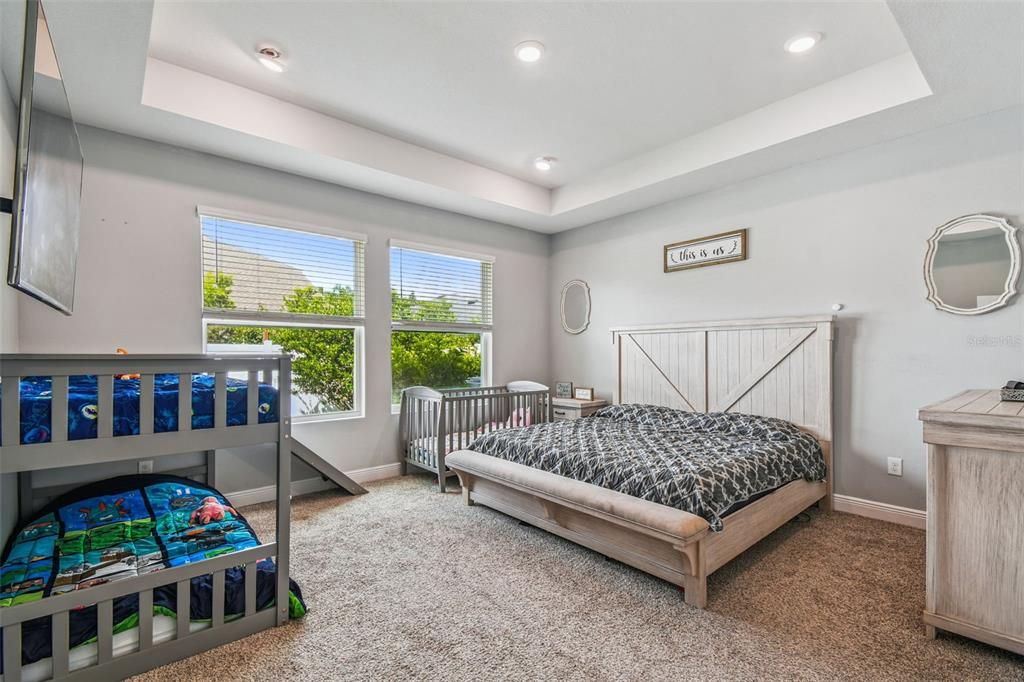 На продажу: $549,000 (3 спален, 2 ванн, 2105 Квадратных фут)