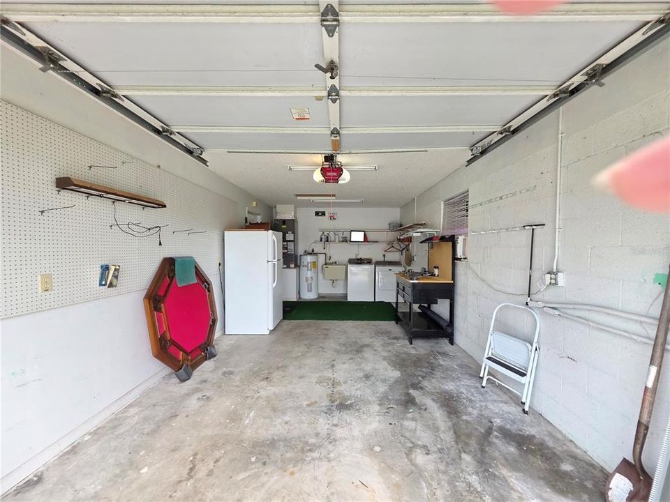 For Sale: $399,900 (2 beds, 2 baths, 1408 Square Feet)