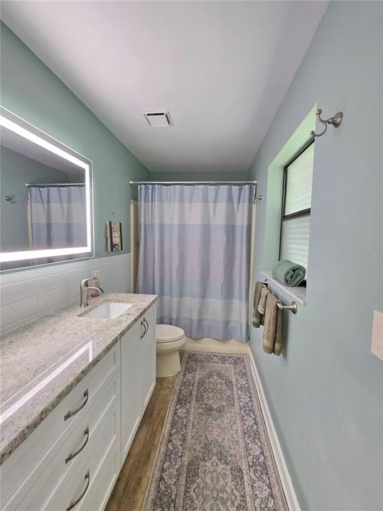 For Sale: $399,900 (2 beds, 2 baths, 1408 Square Feet)