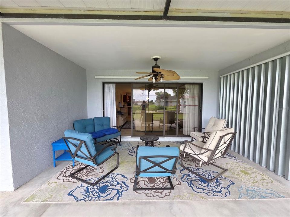 For Sale: $399,900 (2 beds, 2 baths, 1408 Square Feet)