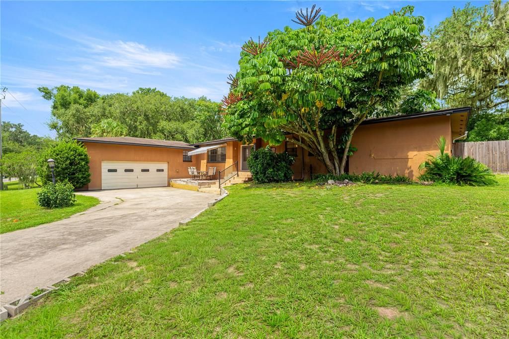 Vendido Recientemente: $269,900 (4 camas, 2 baños, 1922 Pies cuadrados)