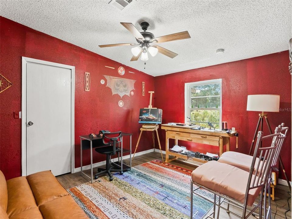 На продажу: $425,000 (3 спален, 2 ванн, 1809 Квадратных фут)