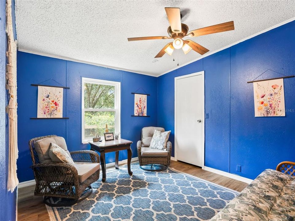 На продажу: $425,000 (3 спален, 2 ванн, 1809 Квадратных фут)