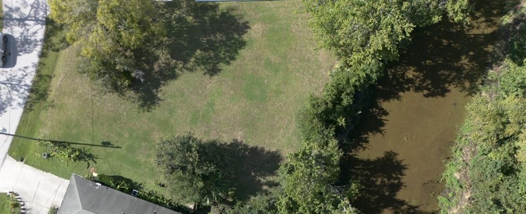 待售: $95,500 (0.23 acres)