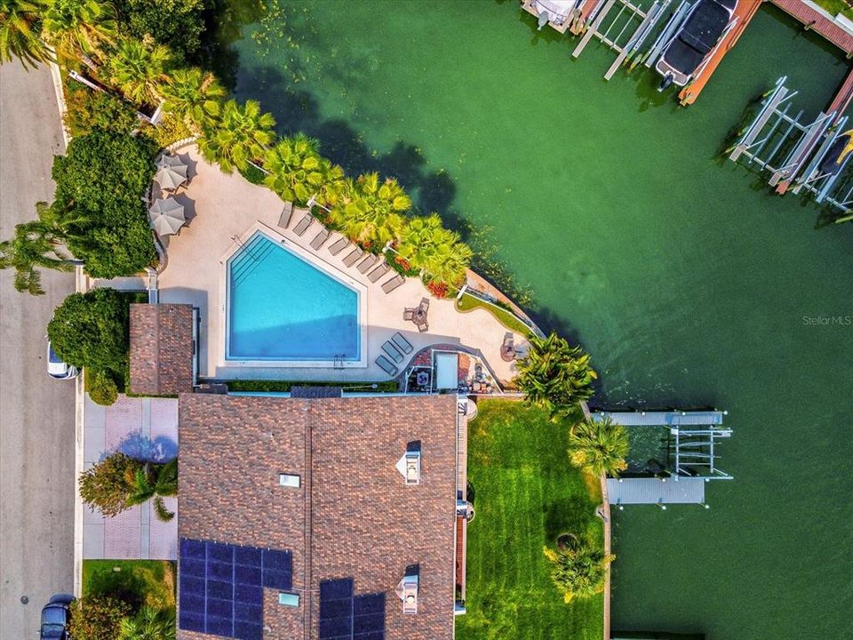 En Venta: $1,498,000 (4 camas, 2 baños, 2250 Pies cuadrados)