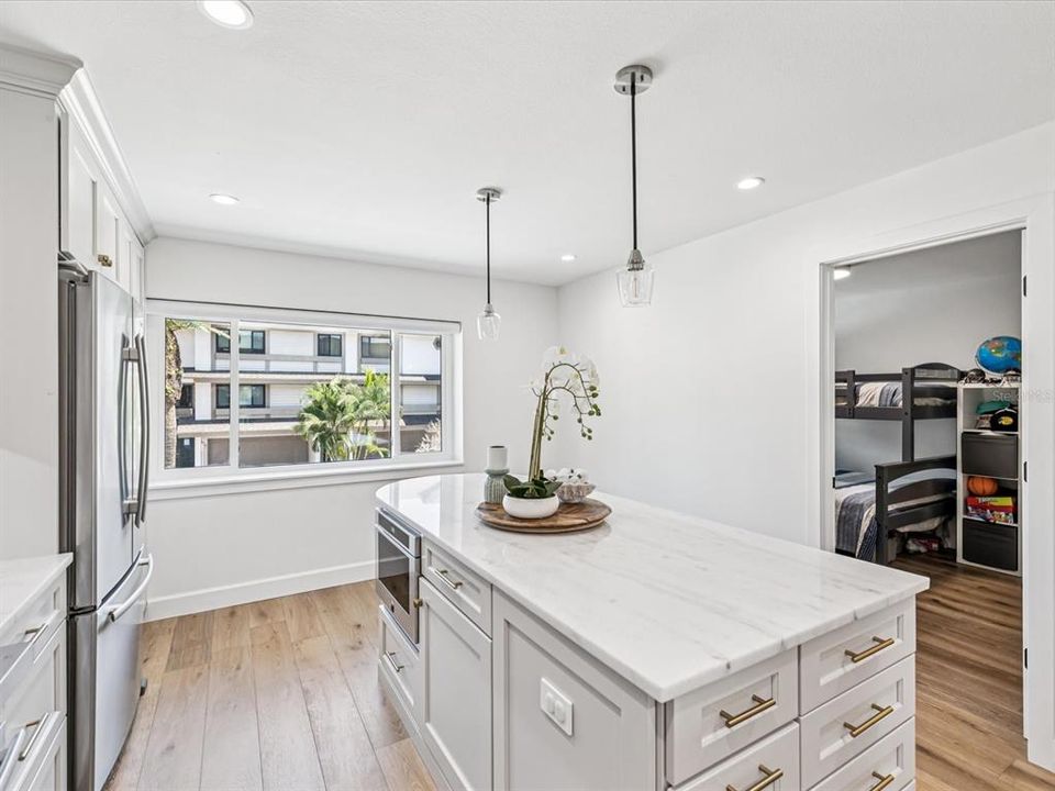 En Venta: $1,498,000 (4 camas, 2 baños, 2250 Pies cuadrados)