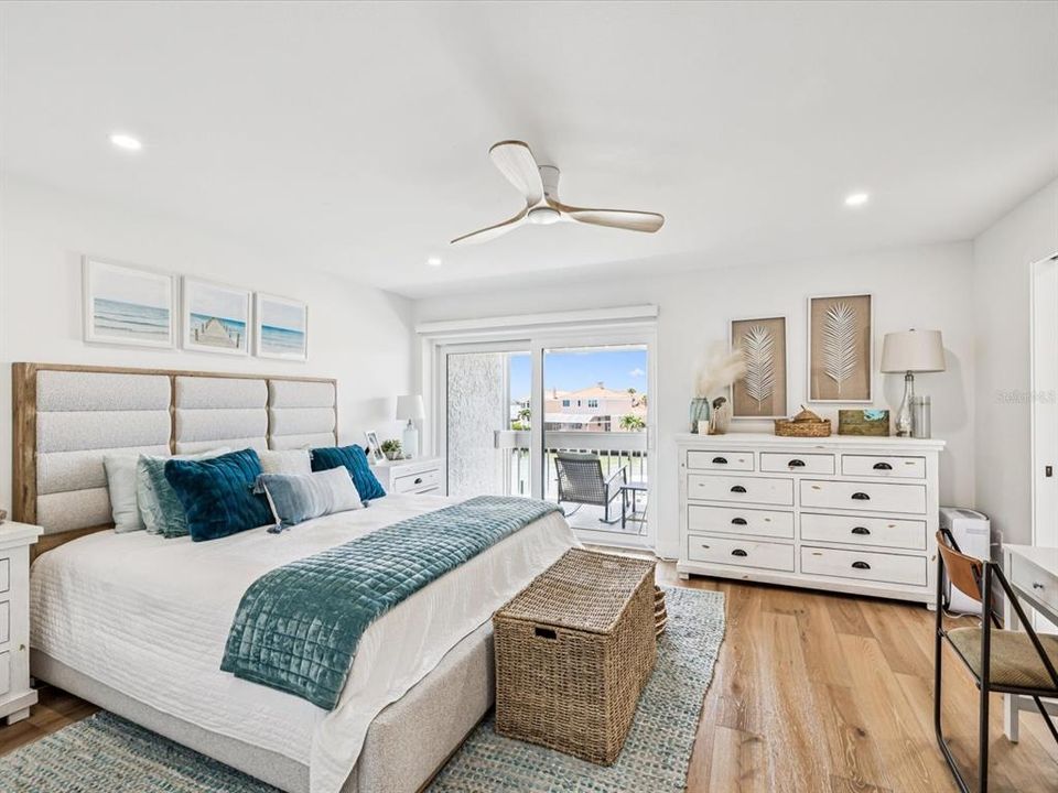 En Venta: $1,498,000 (4 camas, 2 baños, 2250 Pies cuadrados)