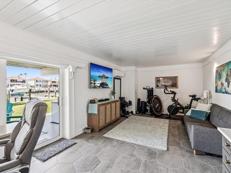 En Venta: $1,498,000 (4 camas, 2 baños, 2250 Pies cuadrados)