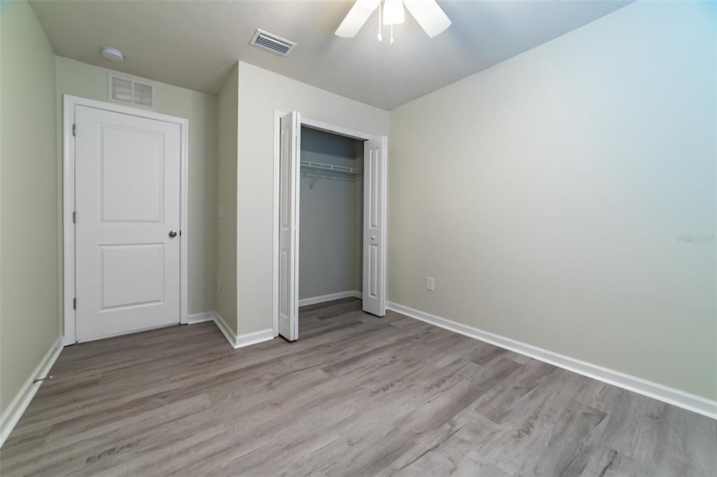 Active With Contract: $354,900 (3 beds, 2 baths, 1612 Square Feet)