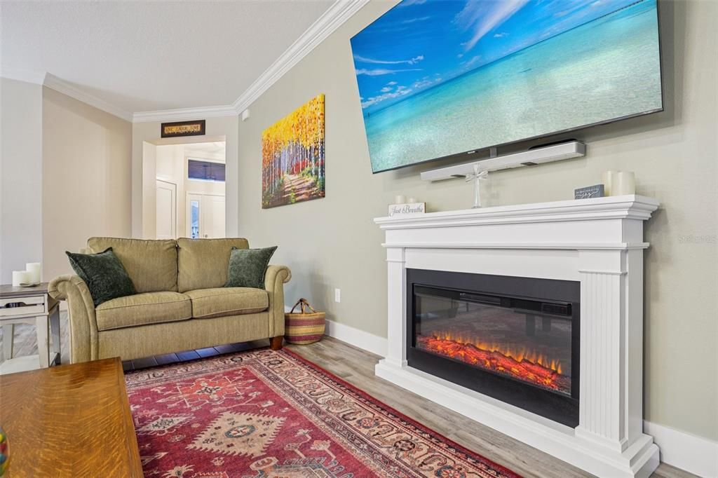 待售: $650,000 (3 贝兹, 2 浴室, 1944 平方英尺)