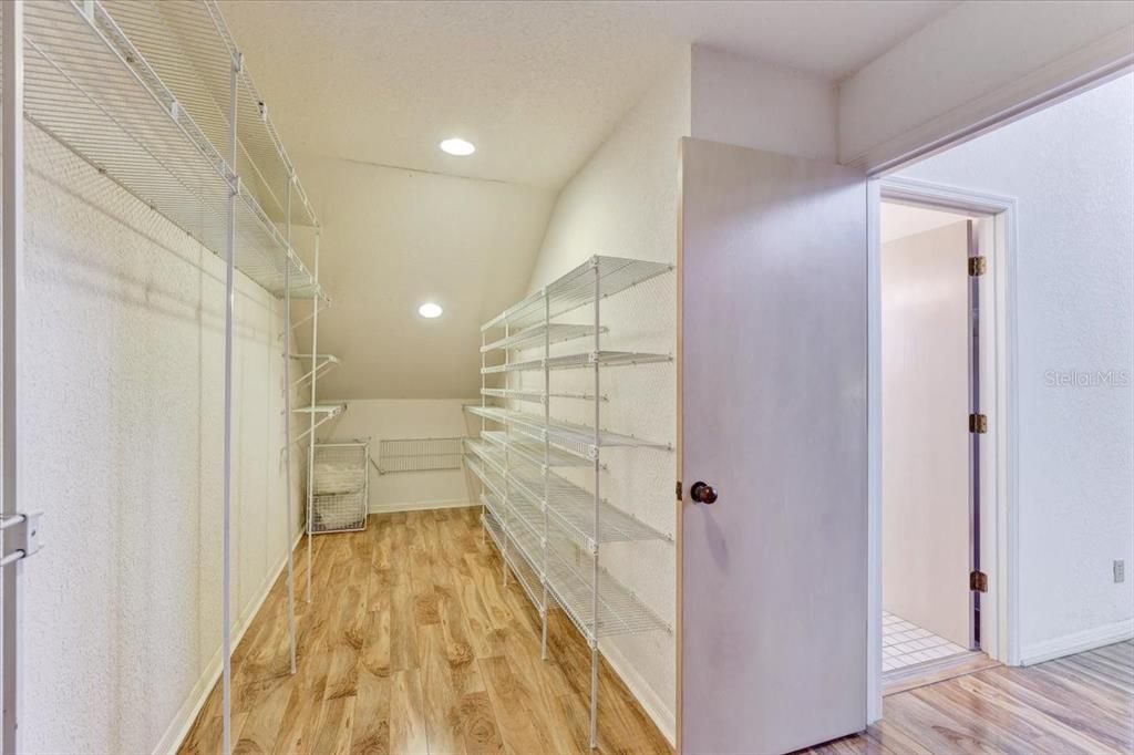 На продажу: $599,000 (2 спален, 3 ванн, 2168 Квадратных фут)