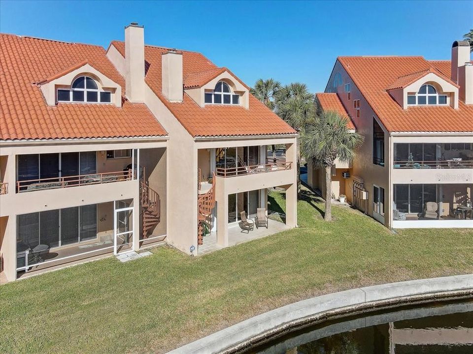 На продажу: $599,000 (2 спален, 3 ванн, 2168 Квадратных фут)