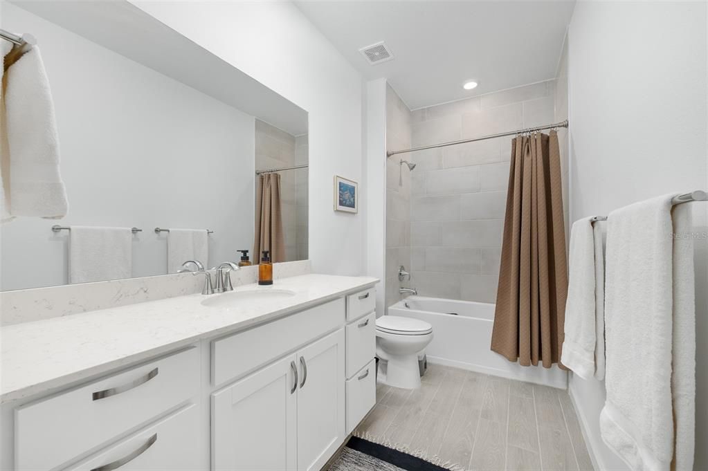 待售: $350,000 (3 贝兹, 2 浴室, 1779 平方英尺)