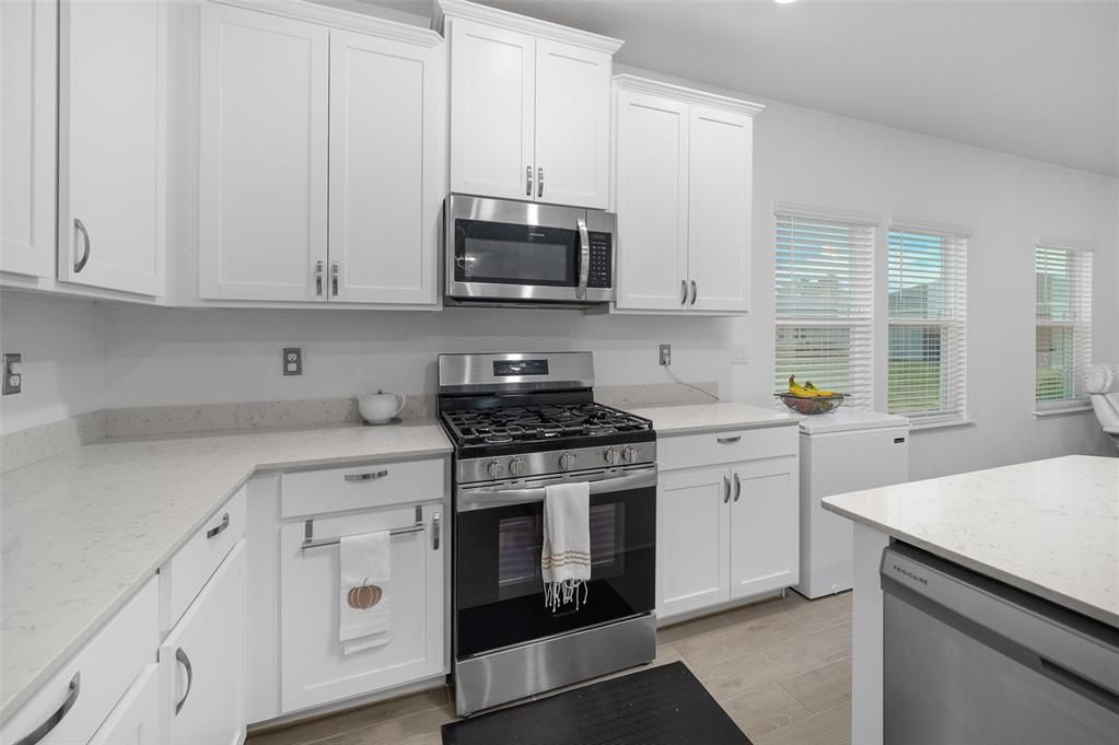 待售: $350,000 (3 贝兹, 2 浴室, 1779 平方英尺)