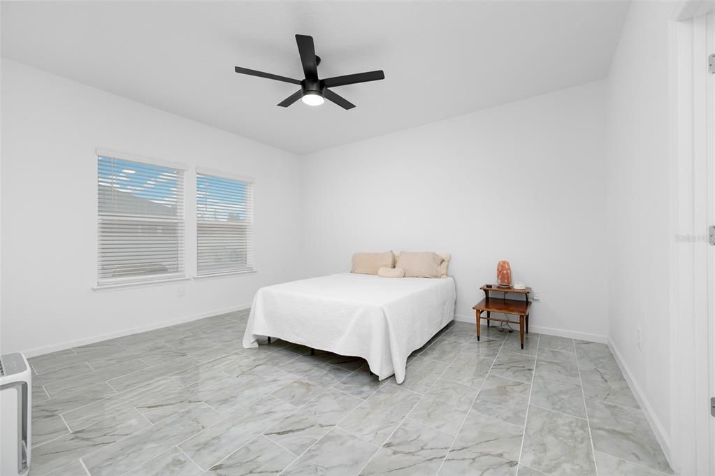 待售: $350,000 (3 贝兹, 2 浴室, 1779 平方英尺)