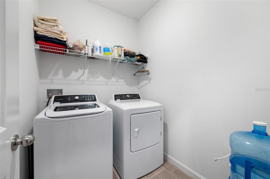 待售: $350,000 (3 贝兹, 2 浴室, 1779 平方英尺)