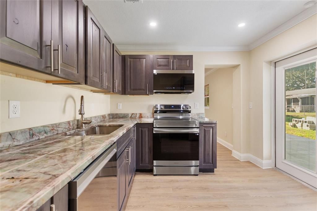 На продажу: $540,000 (4 спален, 4 ванн, 2686 Квадратных фут)