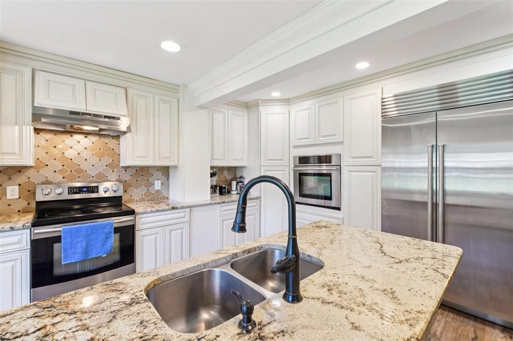 待售: $999,999 (5 贝兹, 3 浴室, 3654 平方英尺)