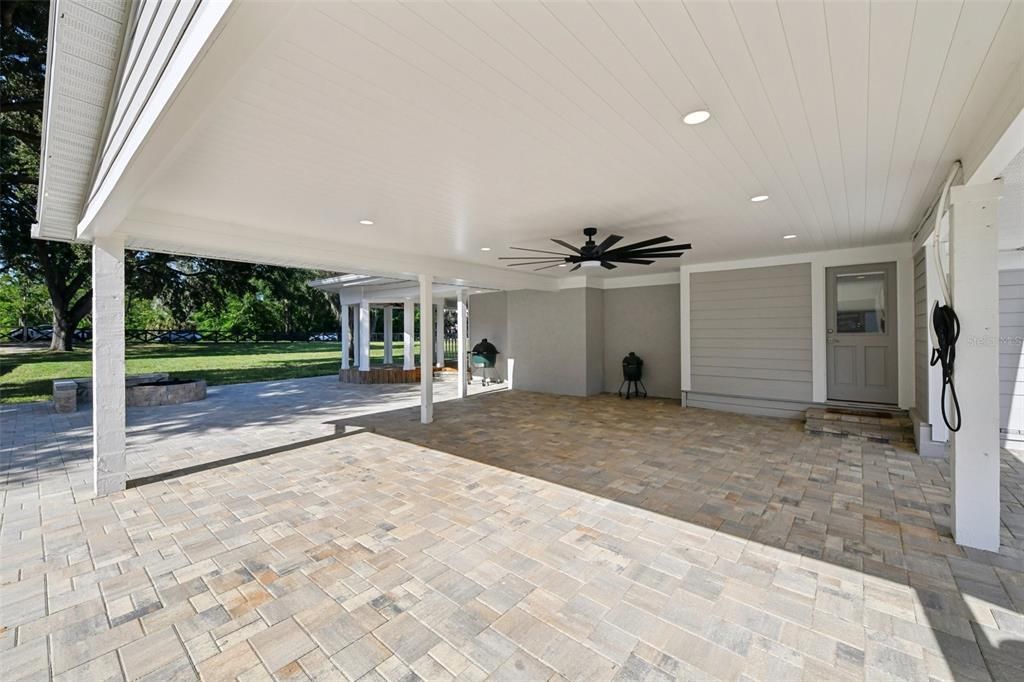 待售: $999,999 (5 贝兹, 3 浴室, 3654 平方英尺)