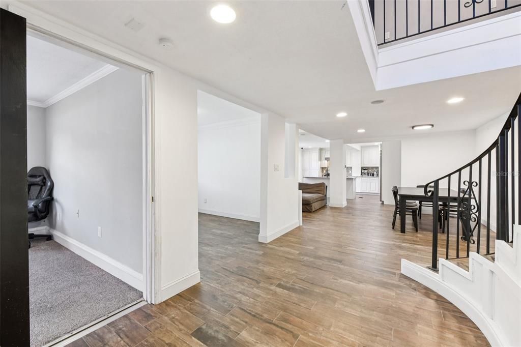 待售: $999,999 (5 贝兹, 3 浴室, 3654 平方英尺)