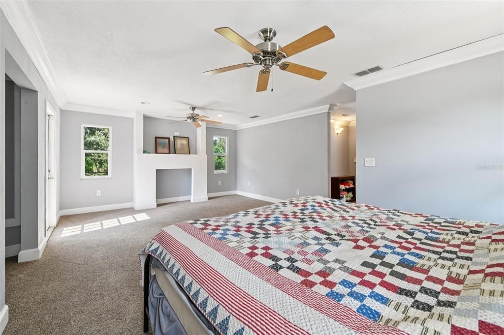 待售: $999,999 (5 贝兹, 3 浴室, 3654 平方英尺)