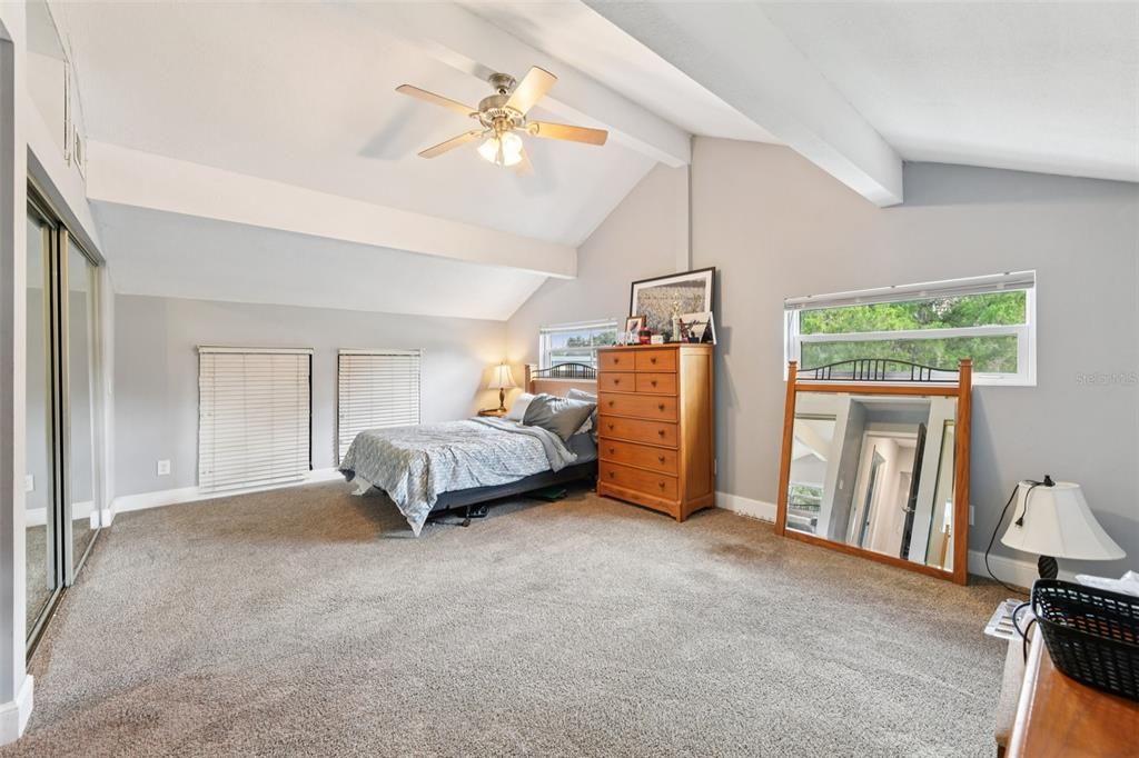 待售: $999,999 (5 贝兹, 3 浴室, 3654 平方英尺)