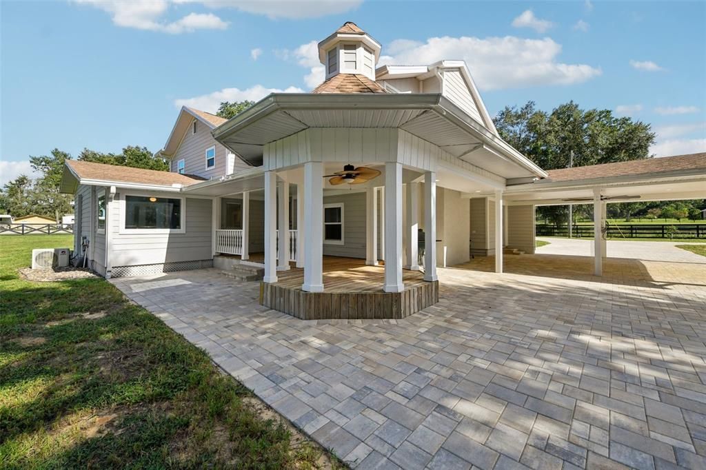 待售: $999,999 (5 贝兹, 3 浴室, 3654 平方英尺)