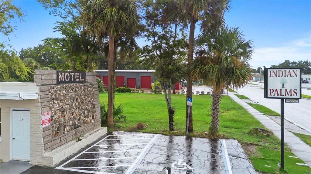 For Sale: $1,299,000 (0 beds, 0 baths, 3800 Square Feet)