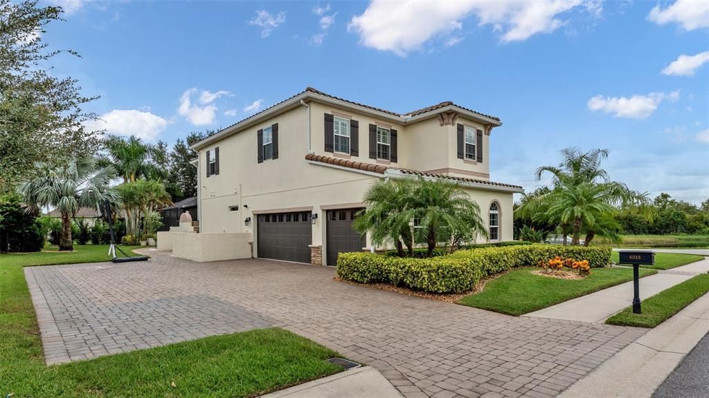 En Venta: $999,900 (5 camas, 4 baños, 4356 Pies cuadrados)