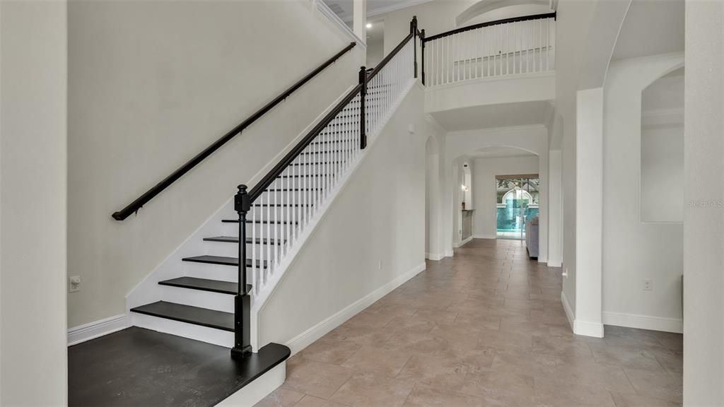 En Venta: $999,900 (5 camas, 4 baños, 4356 Pies cuadrados)